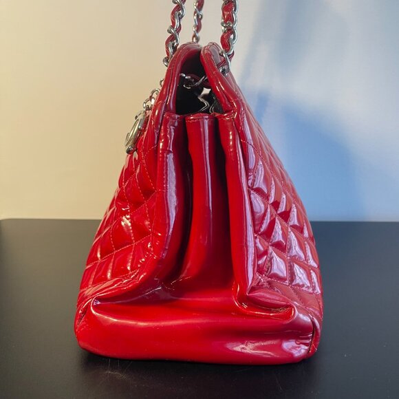 Chanel Large Just Mademoiselle Bowling Bag Red Patent Calfskin Leather, Preowned - Picture 5 of 16
